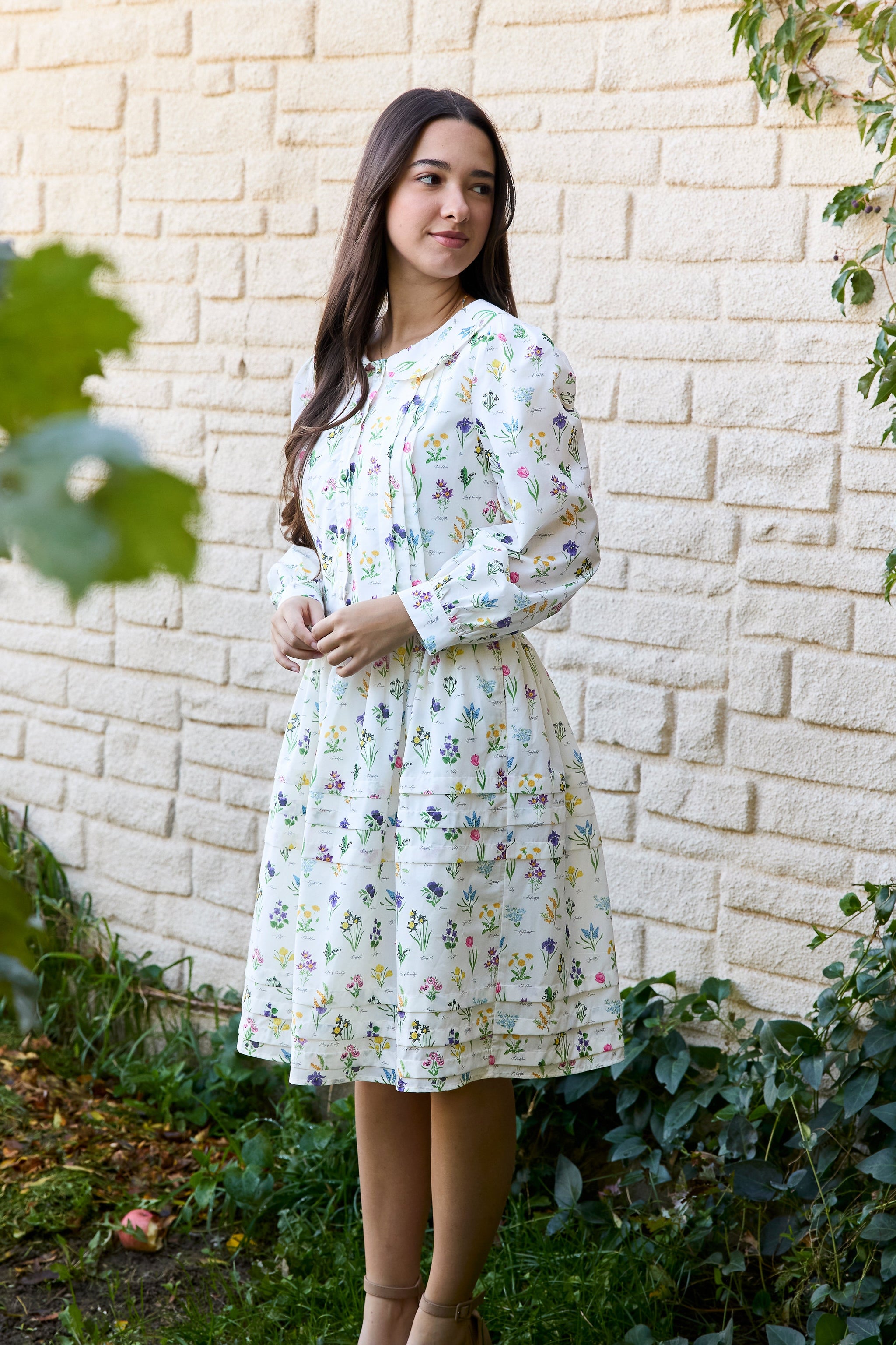 chinese dress ladies Amazon.com: Maggy London Women's Dresses Chic Asymmetric Crew Neck Short  Sleeve Below The Knee Womens Dresses, Navy Blazer, 0 : Clothing, Shoes &  Jewelry main image 0