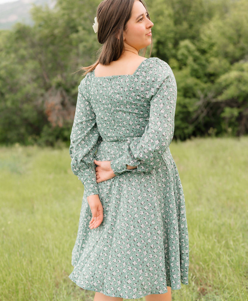 long sleeve square neck dress