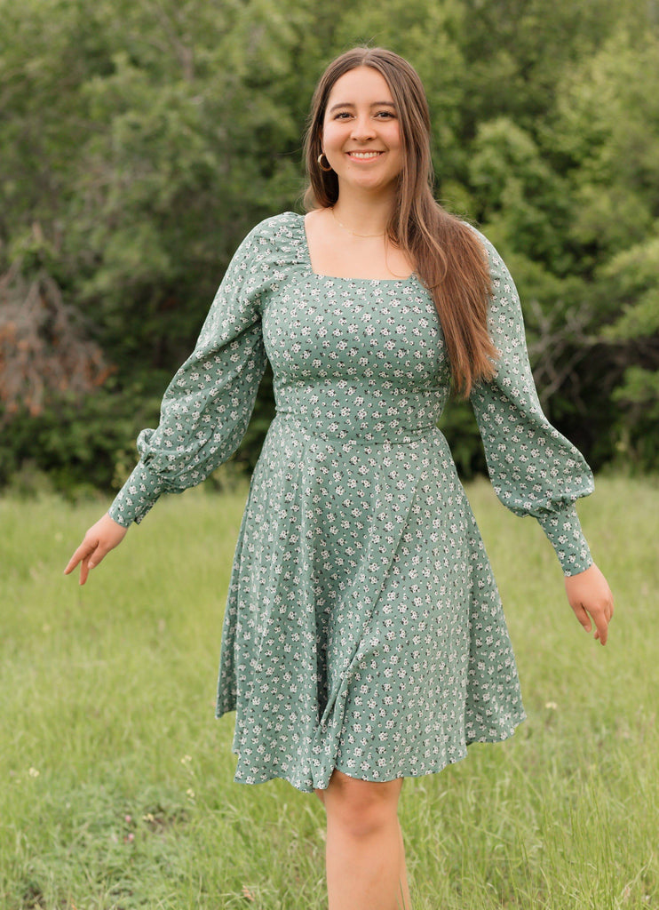 long sleeve square neck dress