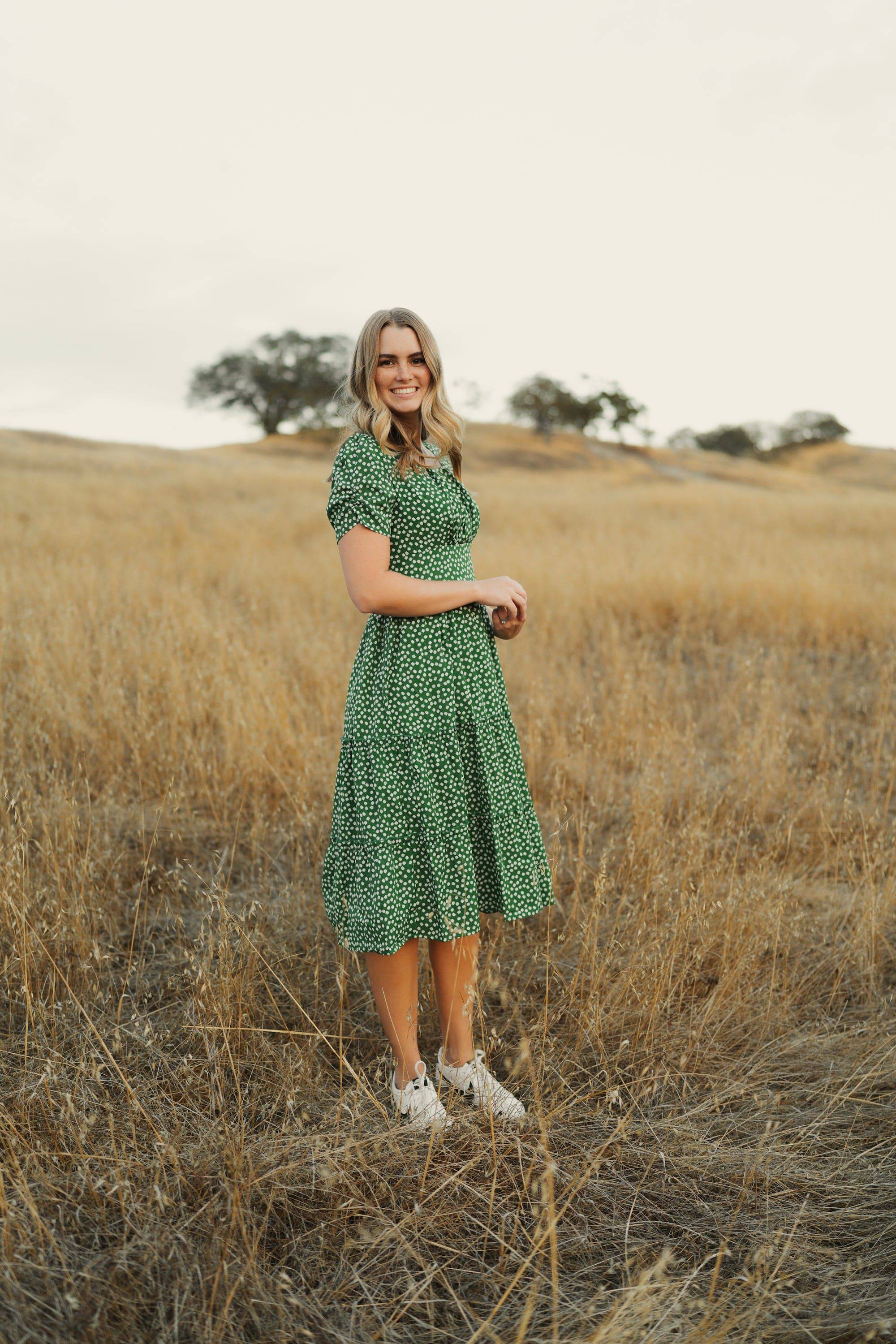 Bridesmaid Green Dress With White Flowers Green Floral Dress Midi Dress Green Flower Dress Ditsy Floral Print 8-10 Bridesmaid Green Dress With White Flowers Green Floral Dress Midi Dress Green Flower Dress Ditsy Floral Print 8-10
